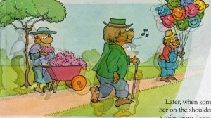 The Berenstain Bears Learn About Strangers