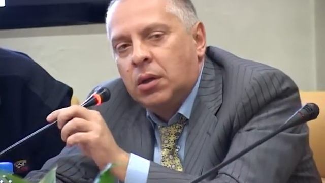 Клей, вода и водопроводные трубы смотреть онлайн