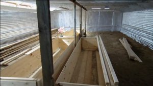 Птичник для цыплят из холодной пристройки