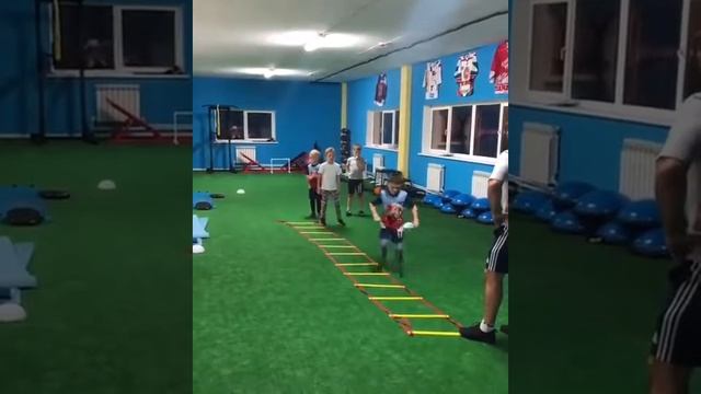 Тренировка юных хоккеистов смотреть онлайн