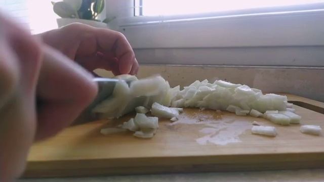 Потрясающе вкусная рассыпчатая перловая каша с мясом.