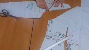 Бомбер моделирование по выкройке основе.mp4