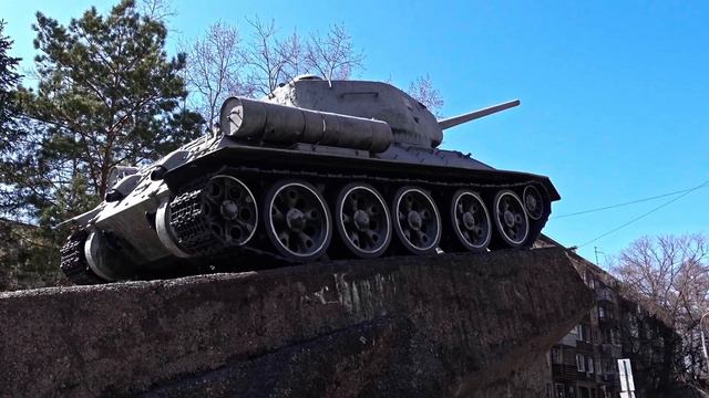 Прогулки по Хабаровску. Ул. Лермонтова😎 /Т-34-85/   Walks around Khabarovsk. Lermontova street.