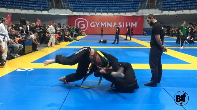 Магомет Матиев VS Антон Селезнев . Gymnasium Absolute Gymnaciu Cip XII