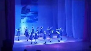 Танец " По полю "