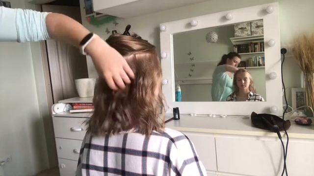 Локоны на каре. Локоны на утюжок. Прическа на каре.