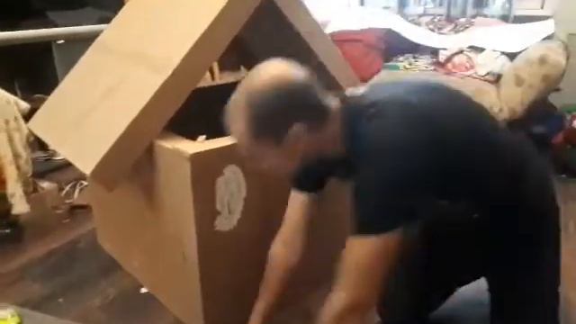 СТРОИМ ДОМ ИЗ КОРОБОК/ШАЛАШ/часть 1