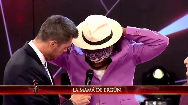 Мама сделала сыну сюрприз.Цените своих родителей. смотреть онлайн