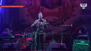 Юлия Чичерина на концерте в Донецке . 9 мая 2017