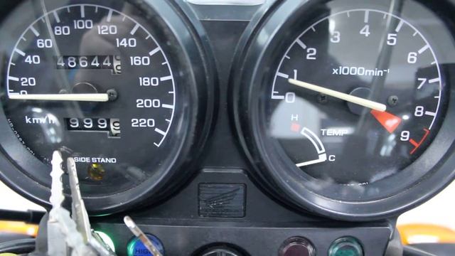 Honda NTV 650. Без пробега по России. WWW.MOTOBAZA.BIZ