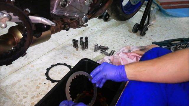 cambio embrague Suzuki gsxr 600 750 k6,k7, смотреть онлайн