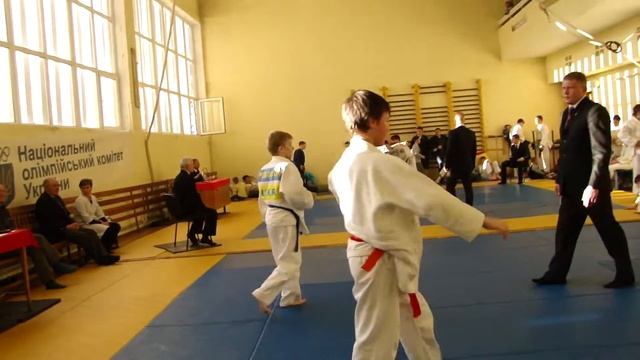 42 кг за 3-м Пирогов-Шабанов смотреть онлайн