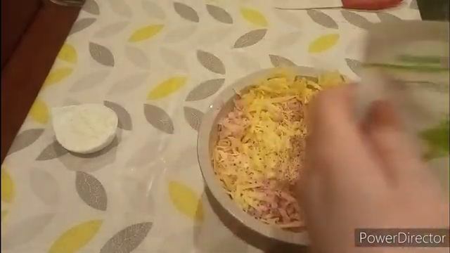 Драники из картошки.Картофельные драники с сыром и ветчиной.