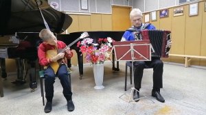 Талаев Станислав - Золотые зёрна кукурузы - (балалайка) инструментальное исполнительство