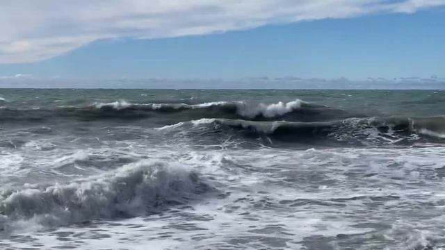14.11.2023. Погода в Сочи в ноябре. Смотри на Чёрное море каждый день.