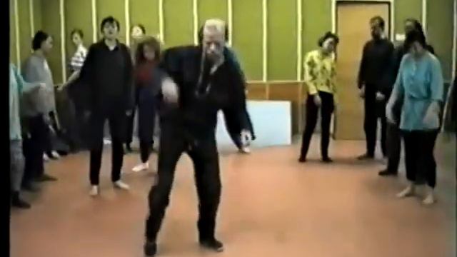 дискотека в Трояновой тропе [lepro dubstep version]