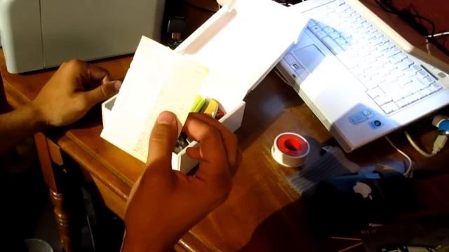 White iPhone 4 EXCLUSIVE! Opening My Brand New Apple iPhone 4!!