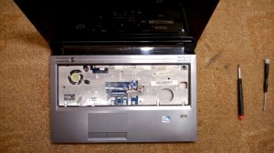 Как разобрать Ноутбук Lenovo IdeaPad V570, B570 ( Lenovo IdeaPad V570 disassembly)