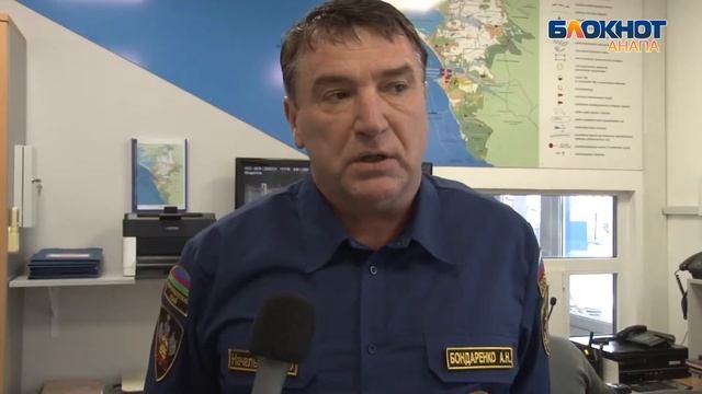 Начальник службы спасения в Анапе назвал причину подтопления цокольных этажей смотреть онлайн