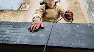 Альтернативный способ классического варианта самоспасения с помощью спасательной веревки. Узел УИАА