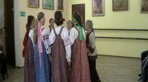 ВО ГОРНИЦЕ, ВО СВЕТЛИЦЕ СИДЕЛ ВАНЯ БЕЛ-КУДРЯВЫЙ плясовая песня. Детский фольклорный ансамбль ЗАТЕЯ.