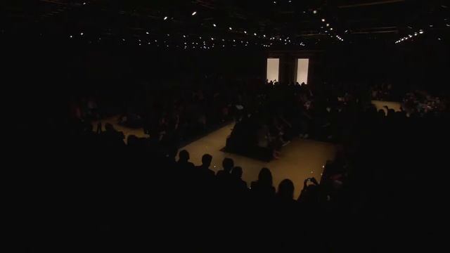 Fashion-Event New York: 'Versace for H&M' смотреть онлайн