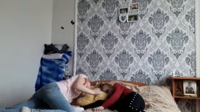 Типы людей на ночевке с моей подругой Соней смотреть онлайн