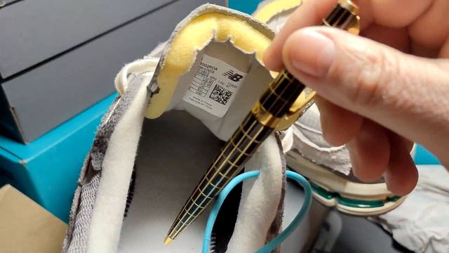 Проверка New Balance 2002R на оригинальность смотреть онлайн