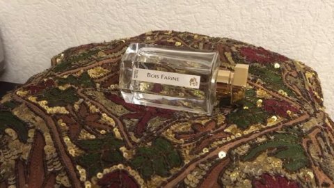 L’Artisan Parfumeur Bois farine