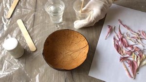Как залить цветы эпоксидной смолой | Сухие и живые цветы в эпоксидной смоле