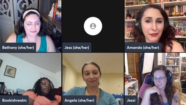 reacting to your UNPOPULAR BOOK OPINIONS, part 1 | overrated books, controversial tropes, classics смотреть онлайн