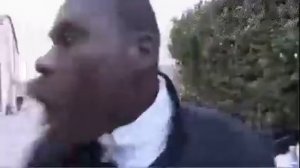 негр с самым большим ртом в мире