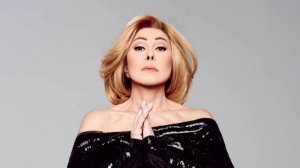 Успенская вышла на публику с «голыми ягодицами»