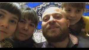 СЕМЬЯ АДАМЯН,ЭДИК ХОЧЕ СТАВРОПОЛЬ,МАМО ХОЧЕ И АРШАЛУЙС ПОДПЕВАЕТ ЗА СПИНОЙ )))