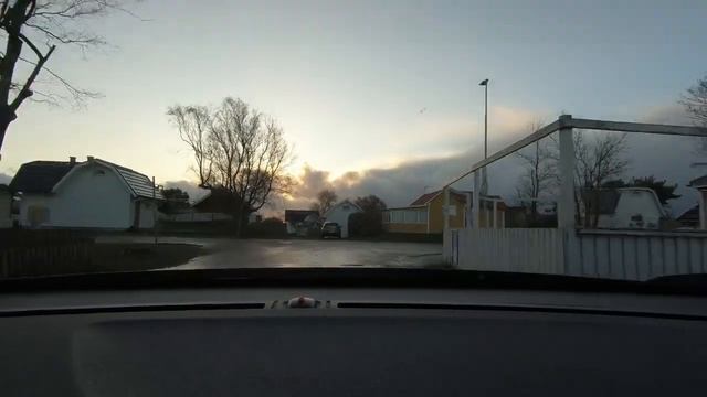 Volvo V60 Cross Country 2017 D3 смотреть онлайн