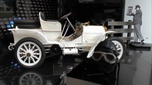 Самый первый автомобиль Mercedes Benz