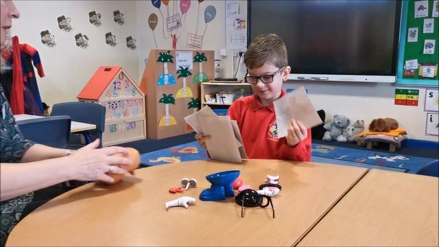 Demo 17 Barrier game with Mr Potato head смотреть онлайн