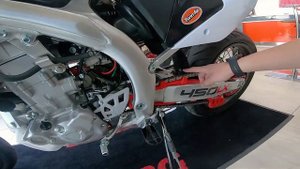 Китайская копия Хонды. 450cc\43hp. Первый взгляд #эндуро