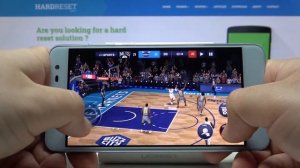 Мобильная игра NBA на Essentiel B Wooze L / Обзор игры NBA на смартфоне Essentiel B Wooze L