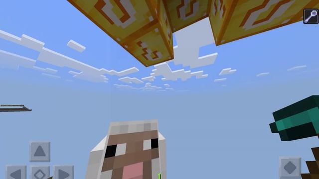 Майнкрафт ломаем дерево с лаки блоками смотреть онлайн