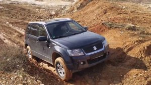 Suzuki Grand Vitara Off Roading Langenaltheim 2016-01-30 Mud fail