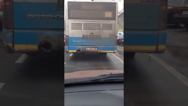 Зачем нужна автобусная полоса на Толе Би в Алматы?