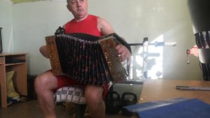 Гармонь Горьковская.