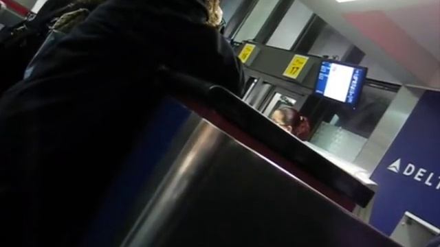 Proud Latin women of Delta Airlines смотреть онлайн