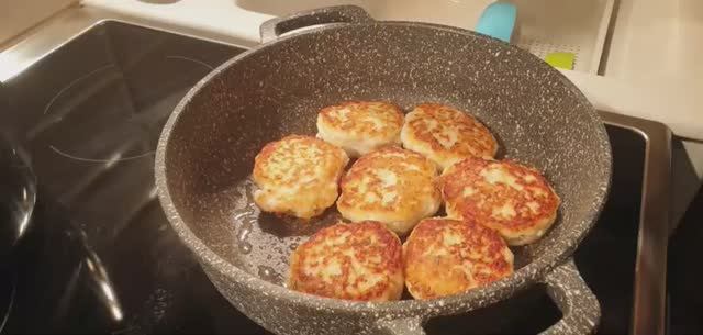 КОТЛЕТЫ КУРИНЫЕ