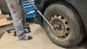 Makita DTW1002 1000NM on Test