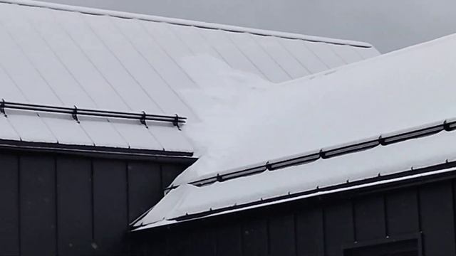 Каркасный дом с отделкой фасада из Кликфальца и Планкен