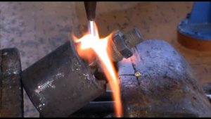 Пайка медных и стальных изделий латунью.
