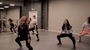 Пример ролика для рекламы в социальных сетях танцевальной студии "Площадка"