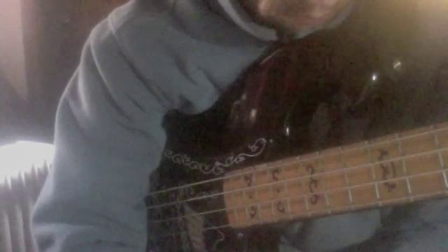 John Cage 4'33 cover on Ibanez Black Eagle Bass смотреть онлайн